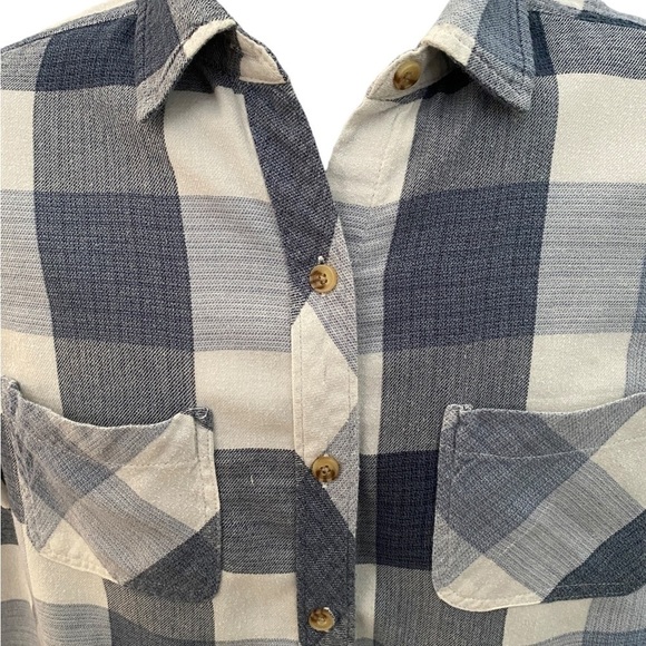 ABERCROMBIE & Fitch A&F Blue & White Plaid Shirt Women S Small - Picture 2 of 7